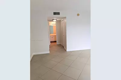 711 N Pine Island Rd #314, Plantation, FL 33324 - Photo 12
