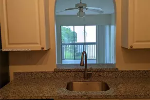 711 N Pine Island Rd, Plantation, FL 33324 - Photo 8