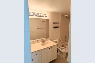 711 N Pine Island Rd #314, Plantation, FL 33324 - Photo 16