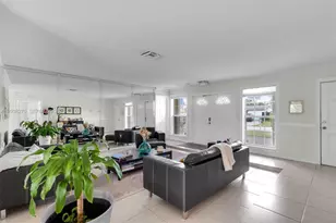 9624 NW 19th Pl, Sunrise, FL 33322 - Photo 4