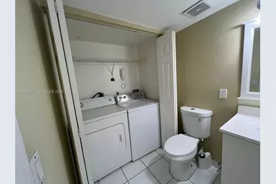 2961 NE 185th St #1601, Aventura, FL 33180 - Photo 10