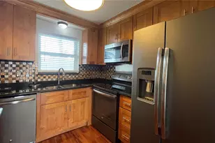 531 W Kalmia Dr, Lake Park, FL 33403 - Photo 6