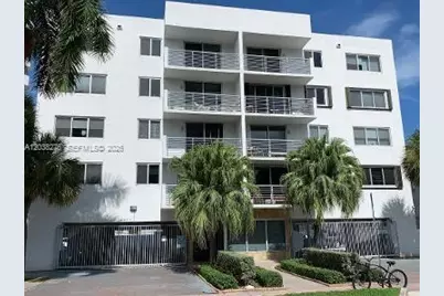 1605 Bay Rd #308, Miami Beach, FL 33139 - Photo 2