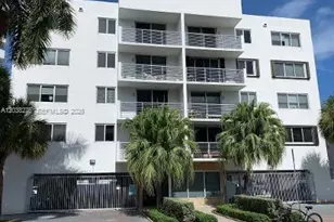 1605 Bay Rd, Miami Beach, FL 33139 - Photo 2