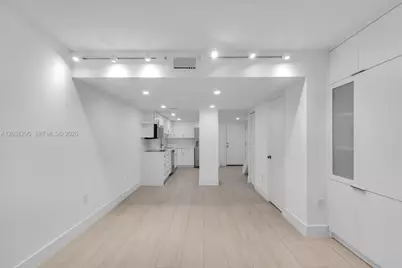 5750 Turin St #206, Coral Gables, FL 33146 - Photo 10