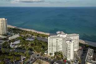 7135 Collins Ave, Miami Beach, FL 33141 - Photo 4