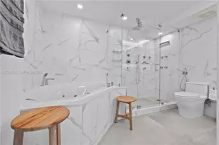 7135 Collins Ave, Miami Beach, FL 33141 - Photo 20