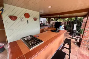 9601 SW 66th St, Miami, FL 33173 - Photo 54