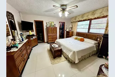 9601 SW 66th St, Miami, FL 33173 - Photo 20