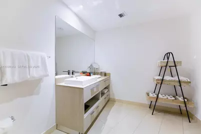 4111 S Ocean Dr #3204, Hollywood, FL 33019 - Photo 10