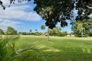 4412 Woodland Cir, Tamarac, FL 33319 - Photo 22