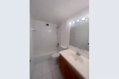 801 Brickell Bay Dr #364, Miami, FL 33131 - Photo 14