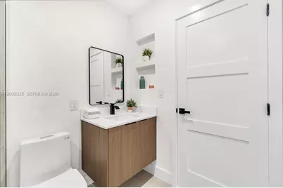 831 NE 128th St, North Miami, FL 33161 - Photo 26