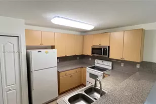 22721 SW 88th Pl, Cutler Bay, FL 33190 - Photo 2