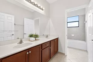 11765 SW 154th Pl, Miami, FL 33196 - Photo 38