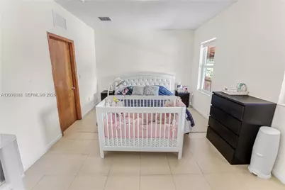 311 NW 95th St, Miami, FL 33150 - Photo 14