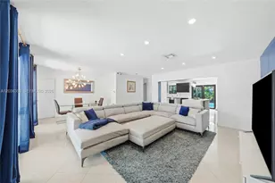 7953 Venetian St, Miramar, FL 33023 - Photo 4