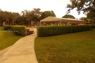 1301 SW 135th Terrace, Pembroke Pines, FL 33027 - Photo 36