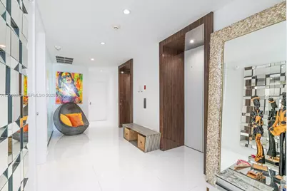 1100 Biscayne Blvd #4103, Miami, FL 33132 - Photo 10