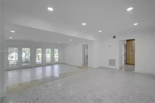 616 SW 11th Ct, Fort Lauderdale, FL 33315 - Photo 8