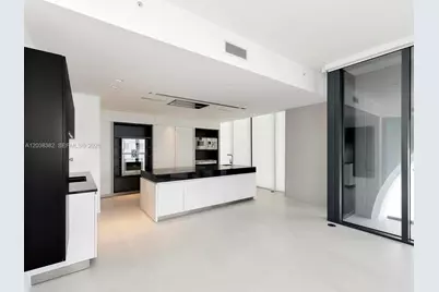1000 Biscayne Blvd #2002, Miami, FL 33132 - Photo 12