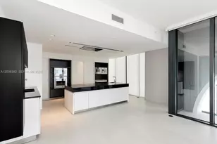 1000 Biscayne Blvd, Miami, FL 33132 - Photo 12