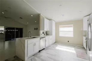 7577 Caprio Dr, Boynton Beach, FL 33472 - Photo 8