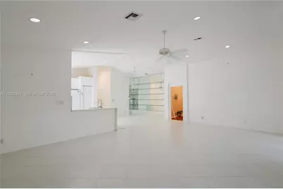 7577 Caprio Dr, Boynton Beach, FL 33472 - Photo 6