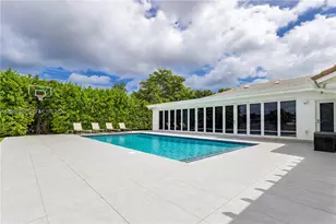 2021 NE 212th St, Miami, FL 33179 - Photo 42