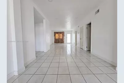 [Address not provided], Hialeah, FL 33013 - Photo 14