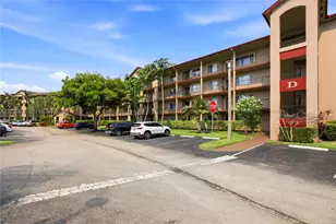 850 SW 138th Ave, Pembroke Pines, FL 33027 - Photo 1