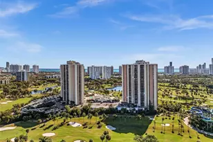 20379 W Country Club Dr, Aventura, FL 33180 - Photo 18
