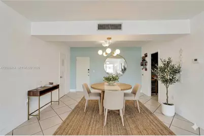 1880 S Treasure Dr #2G, North Bay Village, FL 33141 - Photo 2