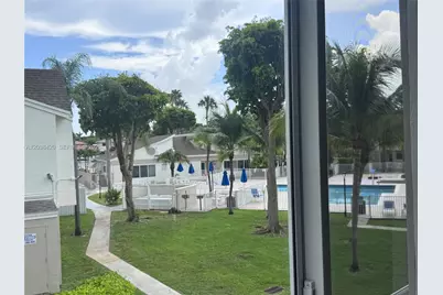 17425 NW 67th Pl #N-13, Hialeah, FL 33015 - Photo 14