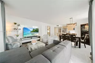 1155 Brickell Bay Dr, Miami, FL 33131 - Photo 8
