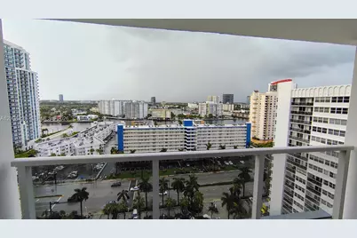 1904 S Ocean Dr #1807, Hallandale Beach, FL 33009 - Photo 2