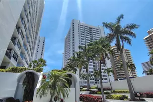 1904 S Ocean Dr, Hallandale Beach, FL 33009 - Photo 1