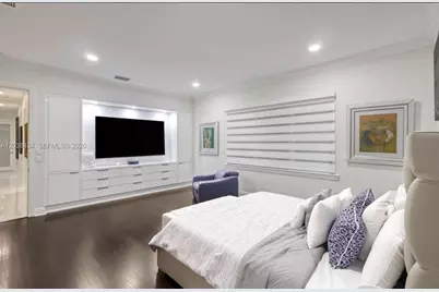 11390 SW 30th St, Miami, FL 33165 - Photo 24