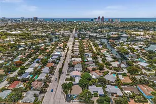 1924 NE 26th St, Wilton Manors, FL 33305 - Photo 34