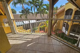 15665 SW 74th Cir Dr, Miami, FL 33193 - Photo 12