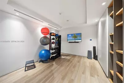 515 Valencia Ave #802, Coral Gables, FL 33134 - Photo 26