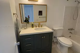 541 Blue Heron Dr, Hallandale Beach, FL 33009 - Photo 20