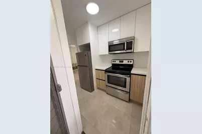 541 Blue Heron Dr #215, Hallandale Beach, FL 33009 - Photo 6