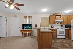 8709 SW 17th Ct, Davie, FL 33324 - Photo 8