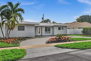 2144 NE 64th St, Fort Lauderdale, FL 33308 - Photo 1