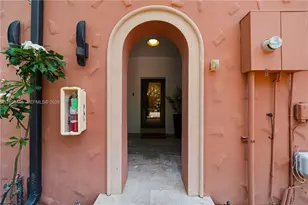 6232 Paradise Point Dr, Palmetto Bay, FL 33157 - Photo 4