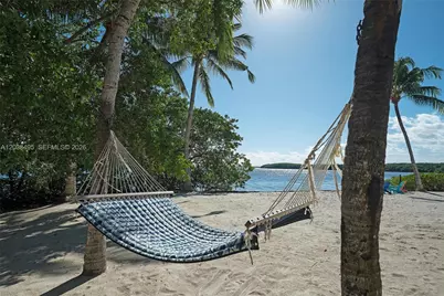 6232 Paradise Point Dr, Palmetto Bay, FL 33157 - Photo 70