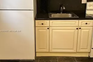1600 NE 114th St, Miami, FL 33181 - Photo 2