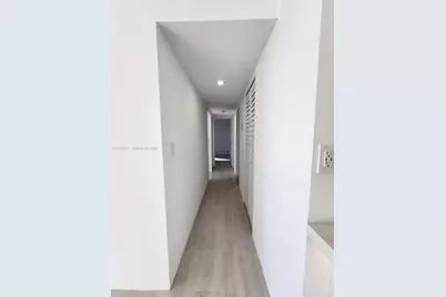 1700 NW N River Dr #606, Miami, FL 33125 - Photo 6