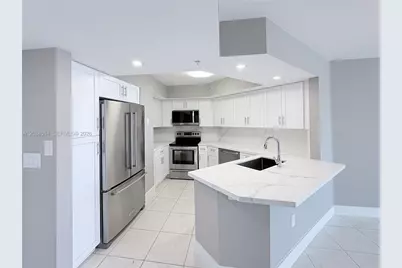 1800 Sunset Harbour Dr #1211, Miami Beach, FL 33139 - Photo 1